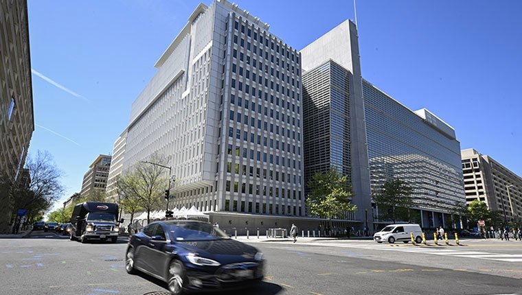 Dünya Bankası, 2024 küresel ekonomik büyüme tahminini yükseltti