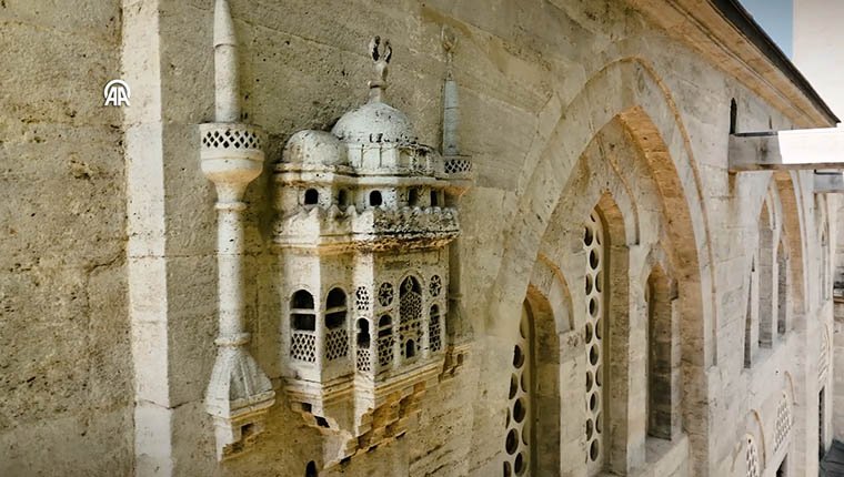 Tarihçi ve yazar Mehmet Dilbaz Osmanlı kuş saraylarını anlatıyor