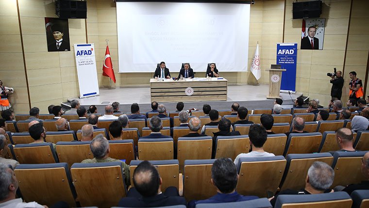Bingöl'de "Türkiye Afet Müdahale Planı Toplantısı" düzenlendi