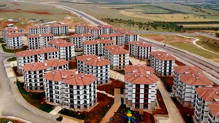 Şahinbey'de 714 sosyal konutun teslimatı başladı