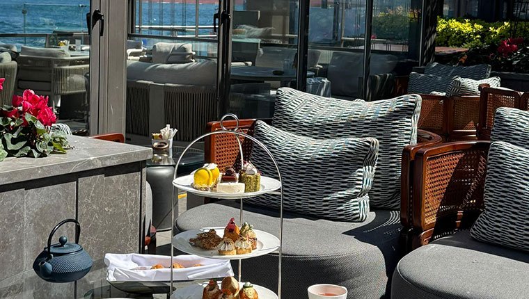 Mandarin Oriental Bosphorus’da yeni lezzetlerle çay saati zamanı