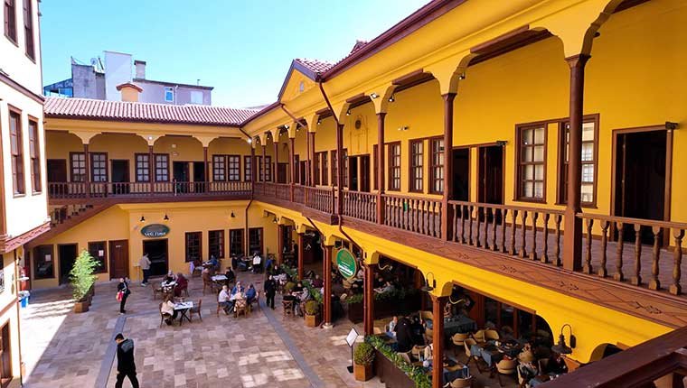 Çorum Meydanı'nda tarihi doku ortaya çıkarıldı