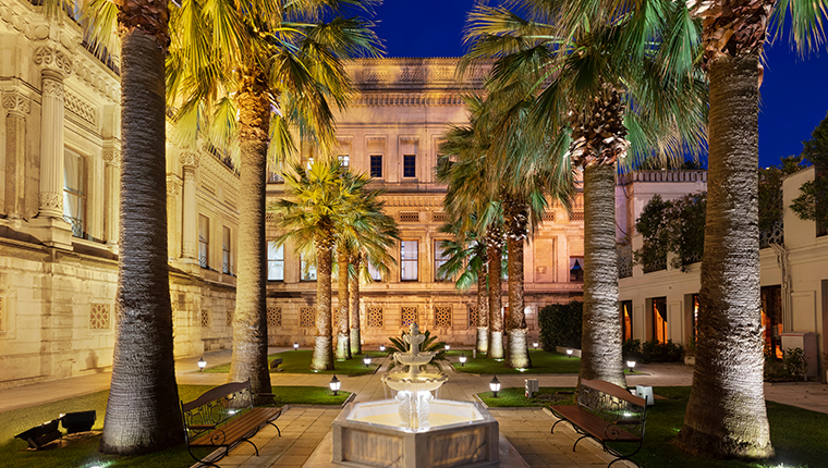 Çırağan Sarayı'nın yeni etkinlik bahçesi: Secret Garden!