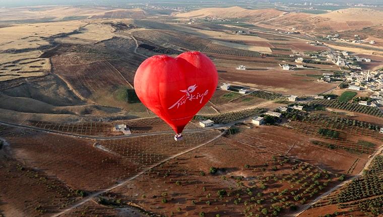 Göbeklitepe'de sıcak hava balonu sezonu açıldı