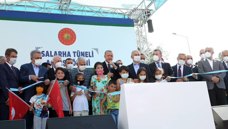 Cumhurbaşkanı Erdoğan, Salarha Tüneli'nin açılışı yaptı 