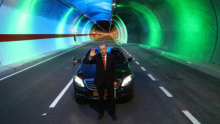"19 yılda 567 kilometre uzunluğunda 364 tüneli hizmete açtık"