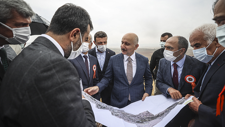 Beypazarı-Nallıhan bölünmüş yolu ulaşımı 14 dakikaya indirecek