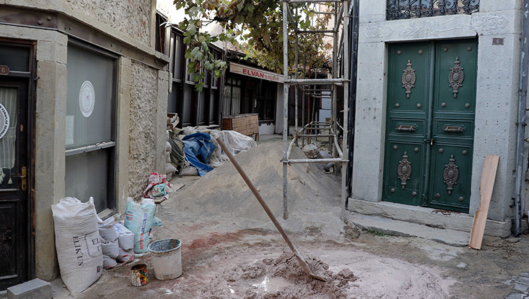Safranbolu'daki 23 tarihi dükkanın restorasyon çalışmasına başlandı