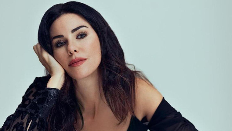 Defne Samyeli, Etiler'den aylık 45 bin TL'ye villa kiraladı!