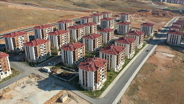 TOKİ, 178 bin riskli evi dönüştürdü!