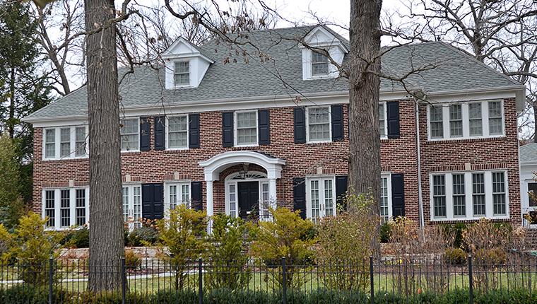 "Home Alone" filminin çekildiği ev Airbnb'de 1 geceliğine kalmaya sunuldu!