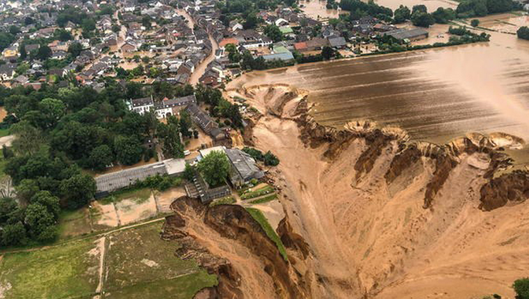 Batı Avrupa'daki seller 2021'in en maliyetli doğal afetlerinden oldu