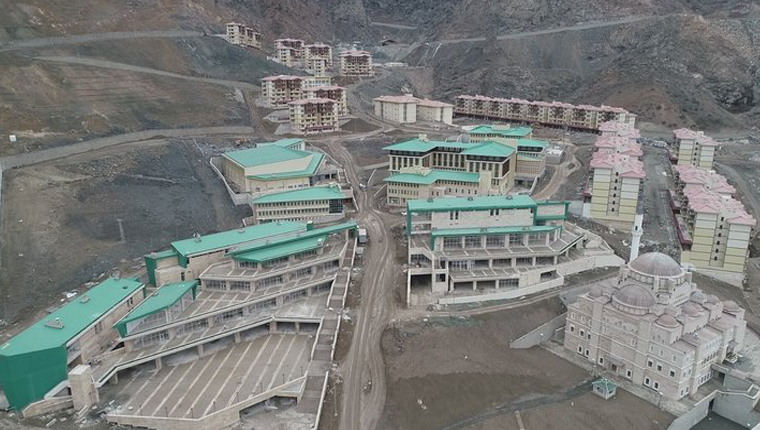 Türkiye'nin en büyük iskan projesi Yusufeli'nde geri sayım başladı