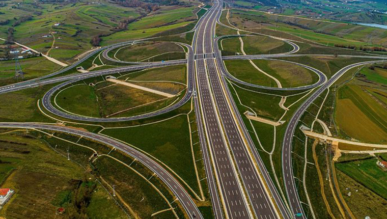Kuzey Marmara Otoyolu 1 ayda 10 milyar taşıdı! 