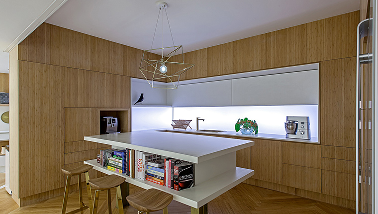 Dekton zeminleri İskandinav beyazı ile tamamlıyor