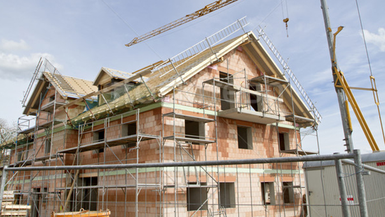 Almanya'da sanayi üretimi, inşaattaki düşüşle aralıkta geriledi