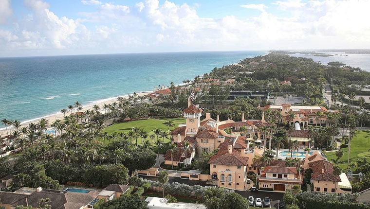 Donald Trump'ın Palm Beach'teki lüks evi satışa çıktı!