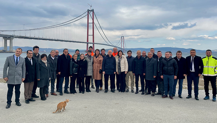 Bakan Karaismailoğlu, 1915 Çanakkale Köprüsü çalışanlarıyla buluştu