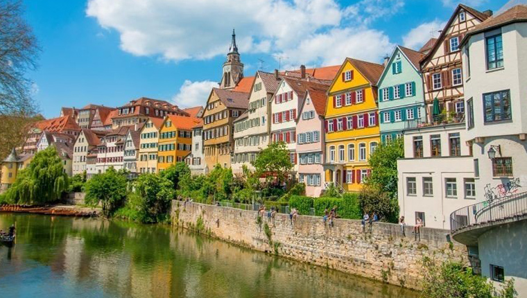 Almanya'da konut fiyatlarındaki rekor artış, balon endişelerini artırıyor