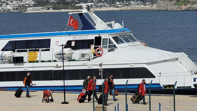 Pandemide durdurulan Kos-Bodrum feribot seferleri yeniden başladı