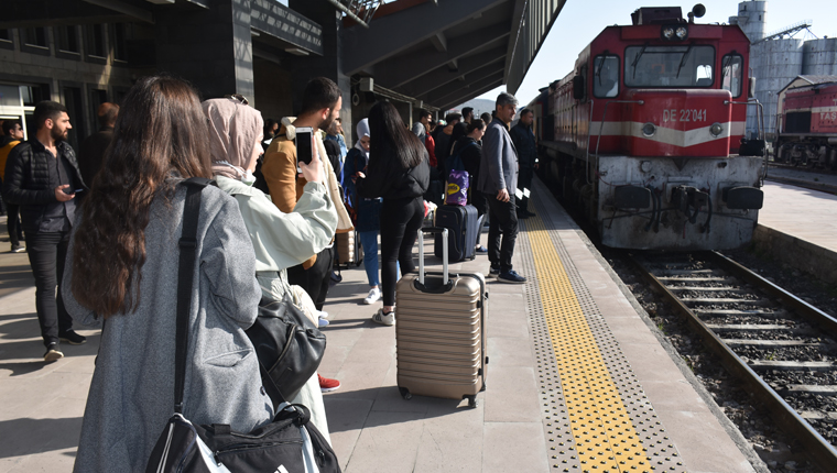 Doğu Ekspresi, uygun bilet fiyatları nedeniyle büyük ilgi gördü