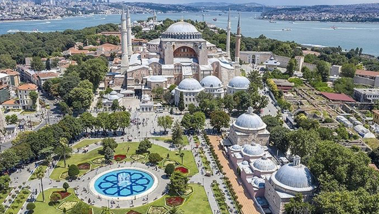 İstanbul'da 3 yıldızlı otellerin gecelik fiyatı 100 euro oldu!