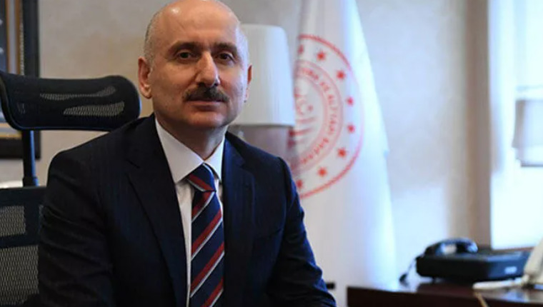 Bakan Karaismailoğlu duyurdu! Her ay İstanbul'a bir metro yatırımı!