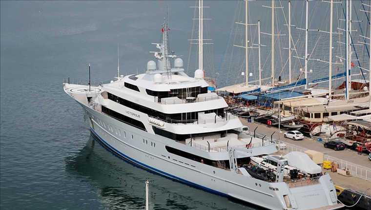 Türkiye'de üretilen mega yat "Victorious" Fethiye'de!