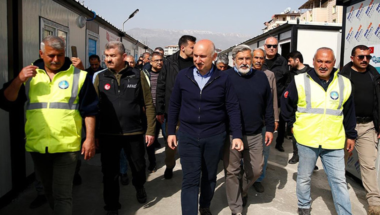 Deprem bölgesinde kalıcı konutların yapımına bu hafta başlanması planlanıyor