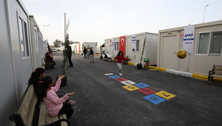 Depremden etkilenen illerde 189 konteyner kent oluşturuldu