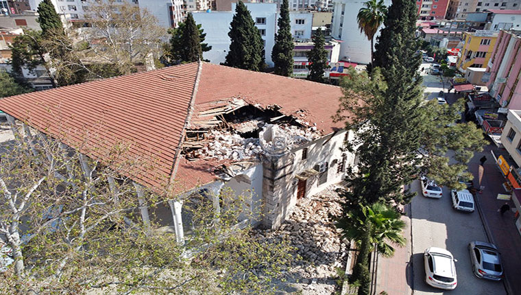 Depremde hasar gören 133 yıllık cami restore edilecek