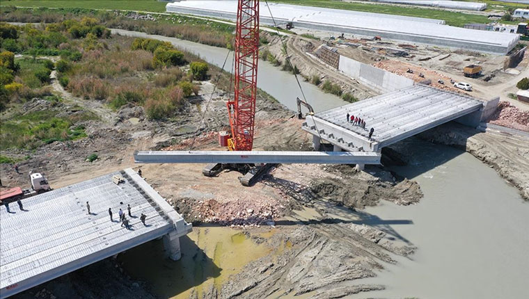 Antalya'da Patara Köprüsü bayrama yetişecek