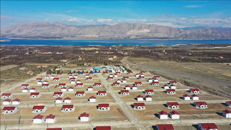 Dorçe Prefabrik günde 230 yaşam konteyneri üretiyor!