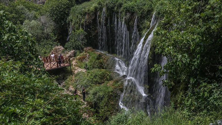 "Şelaleler diyarı" Yahyalı'ya bu yıl 500 bin ziyaretçi bekleniyor!