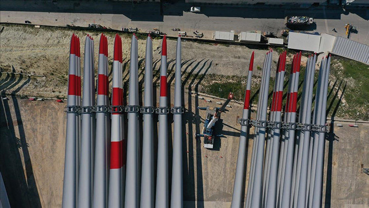 Avrupa'daki rüzgar tribünlerinin kanatlarının 3'te 1'i İzmir'de üretildi!