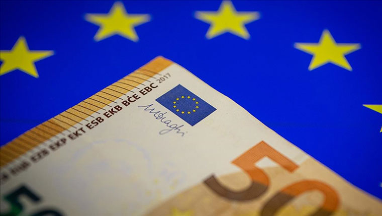 Avro Bölgesi'nde yatırımcı güveni temmuzda beklenenden fazla düştü!