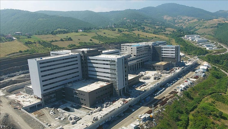 Samsun Şehir Hastanesinin kaba inşaatı tamamlandı