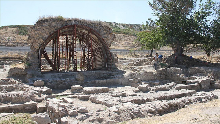 Keykubadiye Sarayı'nda yeni sezon kazıları devam ediyor