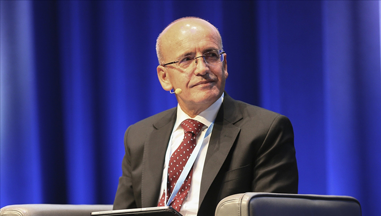 Bakan Şimşek'ten Togg fabrikasına övgü!