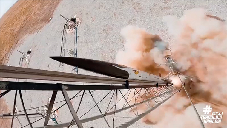 Sanayi ve Teknoloji Bakanı Kacır'dan "T Kuşağı" paylaşımı