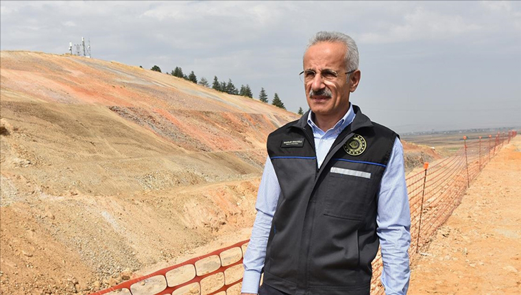 Ankara-İzmir arası hızlı trenle 3 saat 30 dakika sürecek!