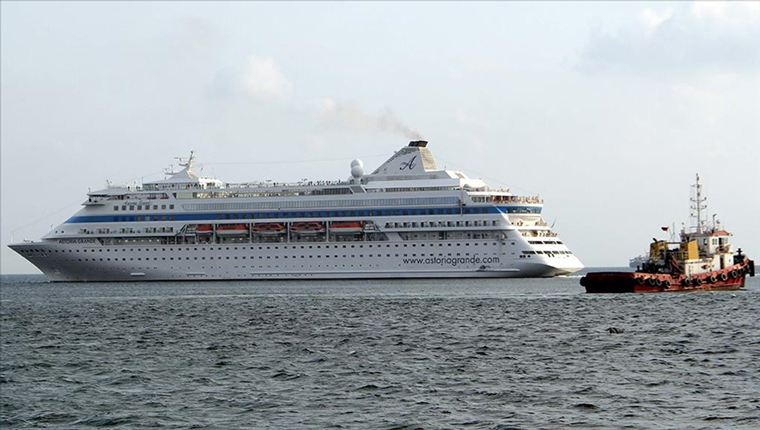 Sinop kruvaziyer turizmiyle 12 bini aşkın turiste ev sahipliği yaptı!