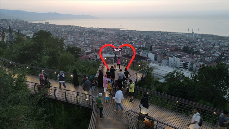 Yerli turistler yılın ikinci seyahate 47,8 milyar lira harcadı.