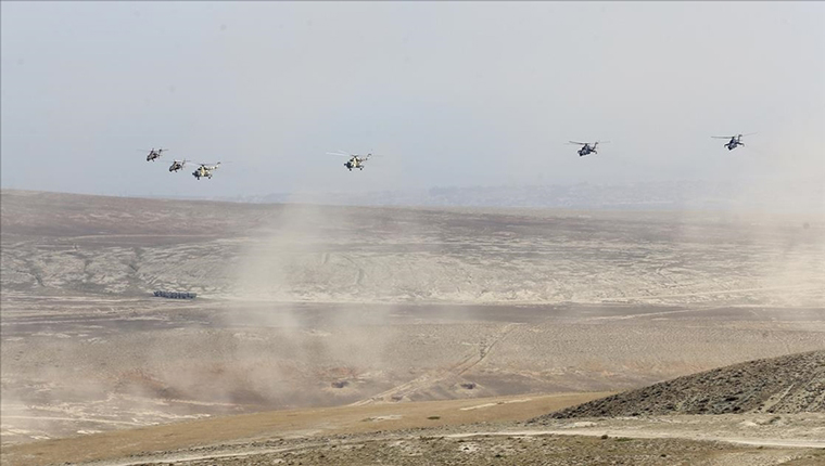 "Mustafa Kemal Atatürk-2023 Tatbikatı" savaş sahnelerini aratmadı!