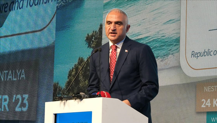 Bakan Ersoy'dan Ocak-Ekim dönemi ziyaretçileri hakkında açıklama!