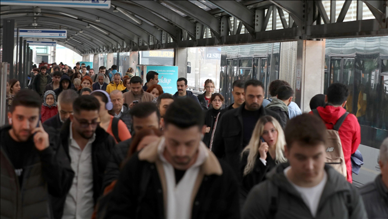 İstanbul nüfusu 2. kez  geriledi!