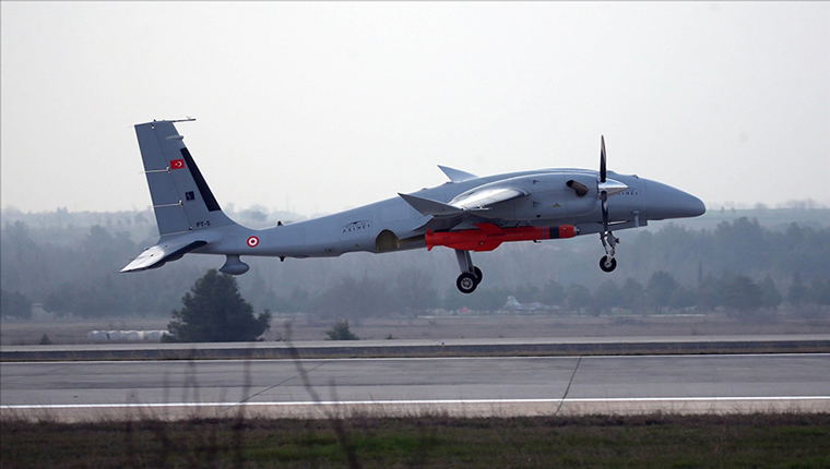 Bayraktar AKINCI'dan Çakır seyir füzesiyle tam isabet!