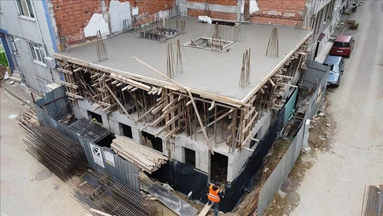 "Yarısı Bizden Kampanyası"nda ilk temel Üsküdar Salacak'ta atıldı!