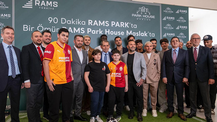 Galatasaraylı futbolcular RAMS Park House Maslak’ta bir araya geldi