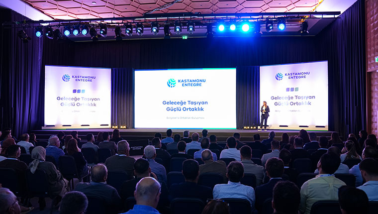 Kastamonu Entegre iş ortaklarını İzmir’de buluşturdu